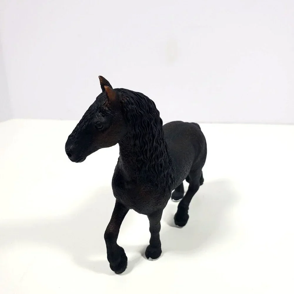 2009 Schleich Freisian Horse D-73527 Realistic Black Figure - Picture 3 of 16